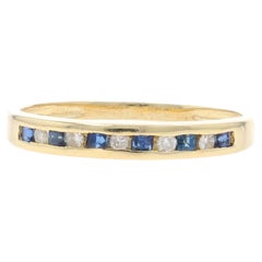 Gelbgold Saphir-Diamant-Hochzeitsring - 14k Quadratischer .15ctw Kanalbesetzter Ring