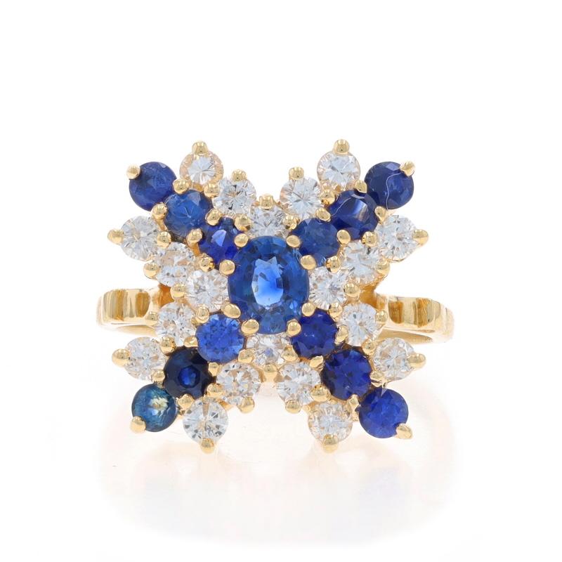 Taille : 5 3/4
Frais de taille : Up&Up 2 tailles pour $50 ou Down 1 taille pour $50

Contenu du métal : Or jaune 14k

Informations sur les pierres

Saphirs naturels
Traitement : Chauffage
Carat(s) : 1.58ctw
Coupe : Ovale et ronde

Diamants