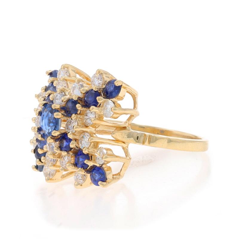 Bague de cocktail en or jaune saphir diamant X Cluster - 14k Ovale et rond 2.58ctw Excellent état - En vente à Greensboro, NC