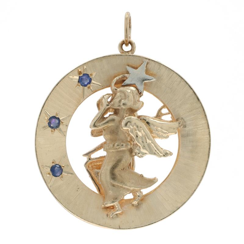 Or jaune Saphir Rubis Retro Angel & devil Charm 14k Round .48ctw Good & Evil en vente
