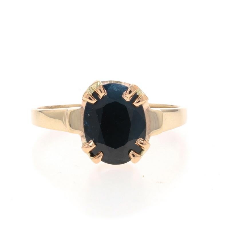 Taille : 6 1/4
Frais de taille : Up&Up 3 tailles pour $25 ou Down 2 tailles pour $25

Contenu du métal : Or jaune 10k

Informations sur les pierres
Saphir naturel
Traitement : Chauffage
Carat(s) : 2.76ct
Coupe : Ovale
Couleur : Bleu

Total des