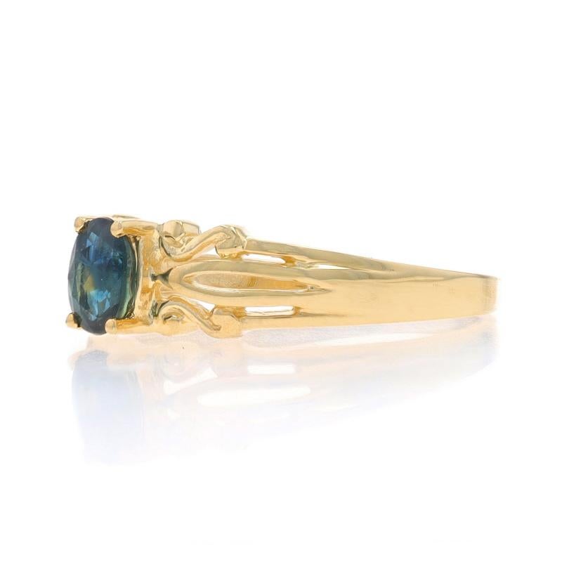 Anillo Solitario Zafiro Oro Amarillo - 14k Ovalado .37ct en Excelente estado para la venta en Greensboro, NC