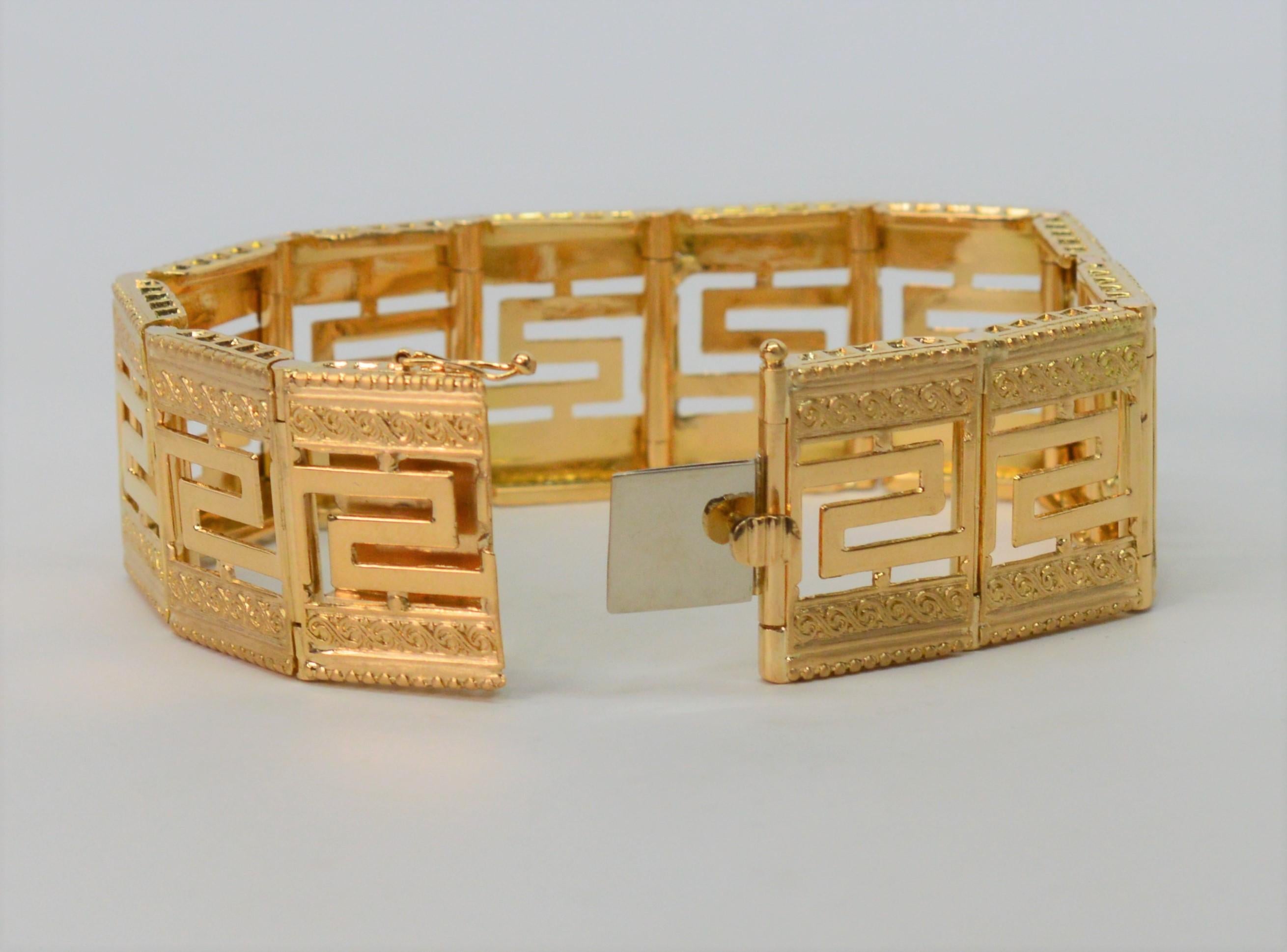 Geometric 18 Karat Yellow Gold Tile Link Bracelet For Sale 5