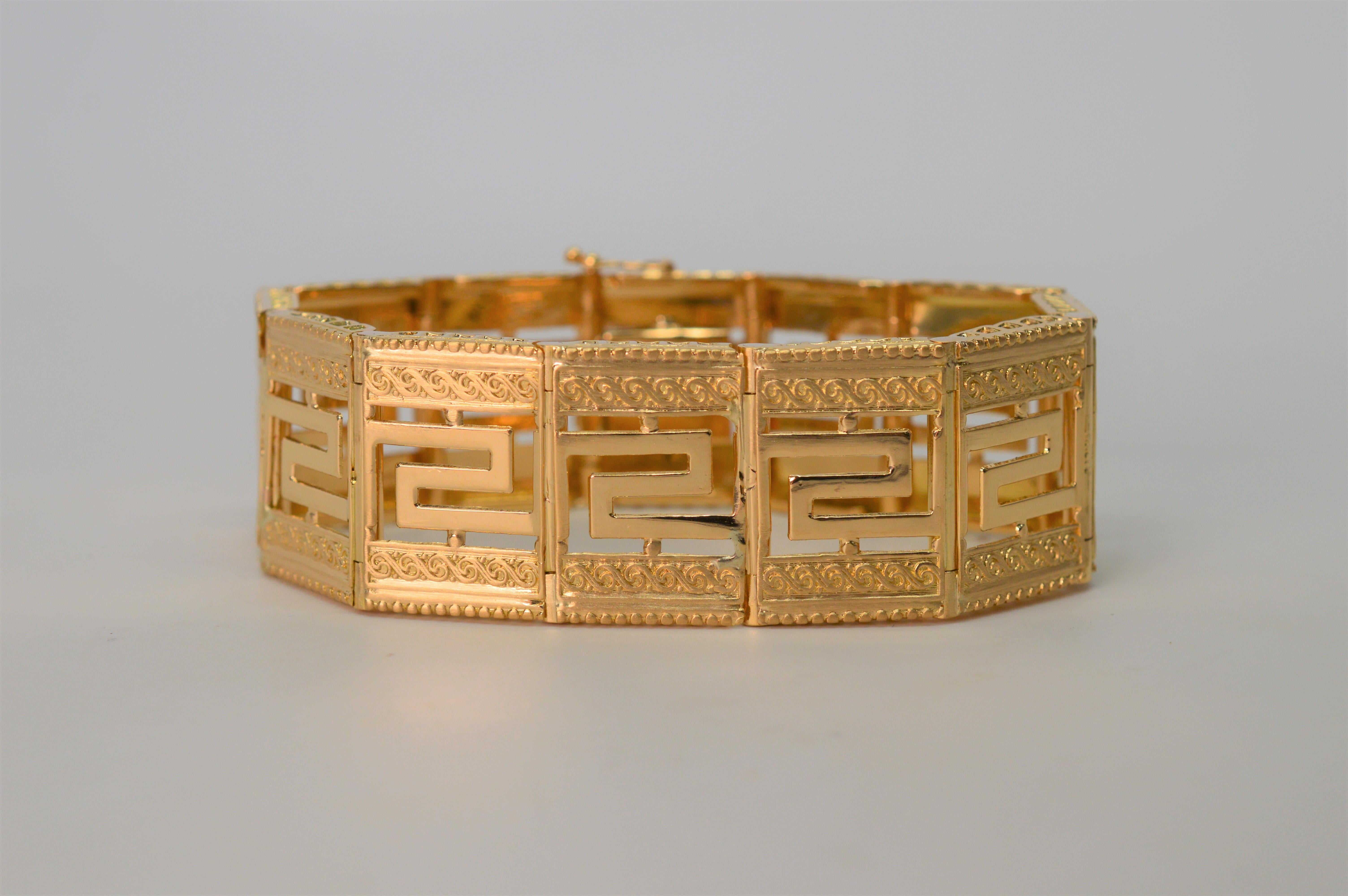 Geometric 18 Karat Yellow Gold Tile Link Bracelet For Sale 2
