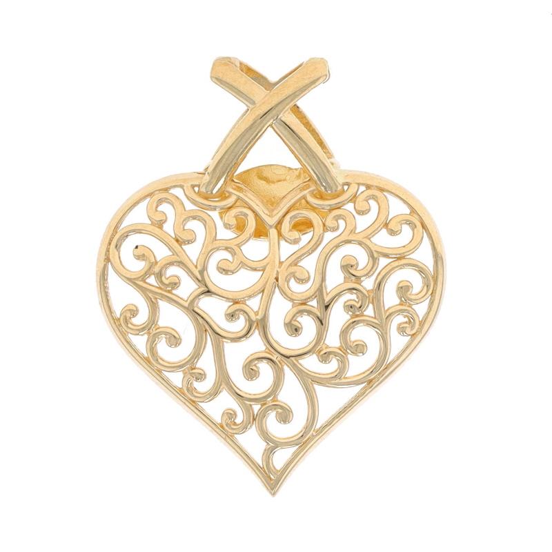 Metal Content: 14k Yellow Gold

Theme: Scrollwork Heart, Love

Measurements
Tall (from stationary bail): 25/32