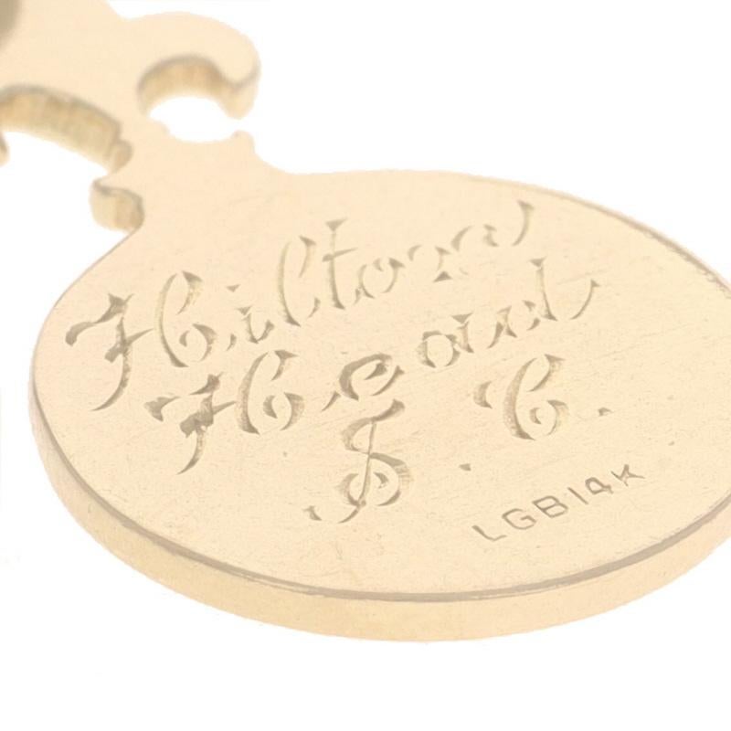 Yellow Gold Sea Pines Charm - 14k Hilton Head, South Carolina im Angebot 1