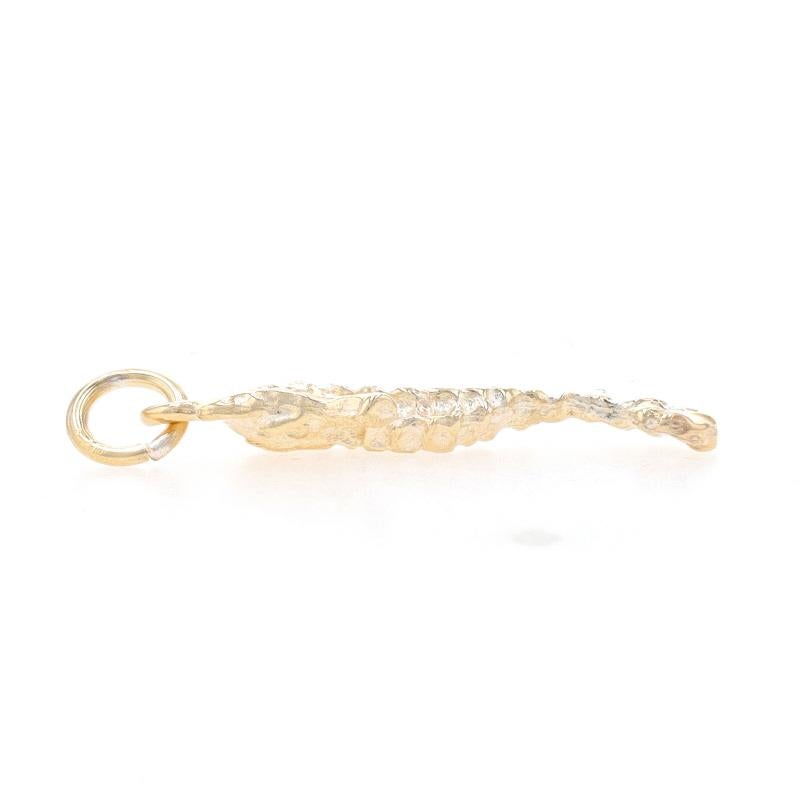 Yellow Gold Seahorse Charm - 14k Ocean Life Pendant In Excellent Condition For Sale In Greensboro, NC