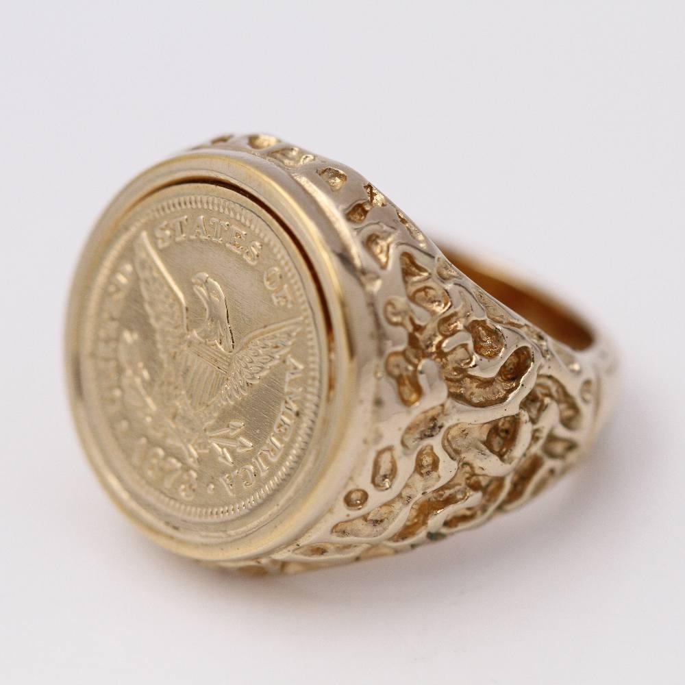 Bague en or jaune avec pièce de monnaie américaine en vente 1