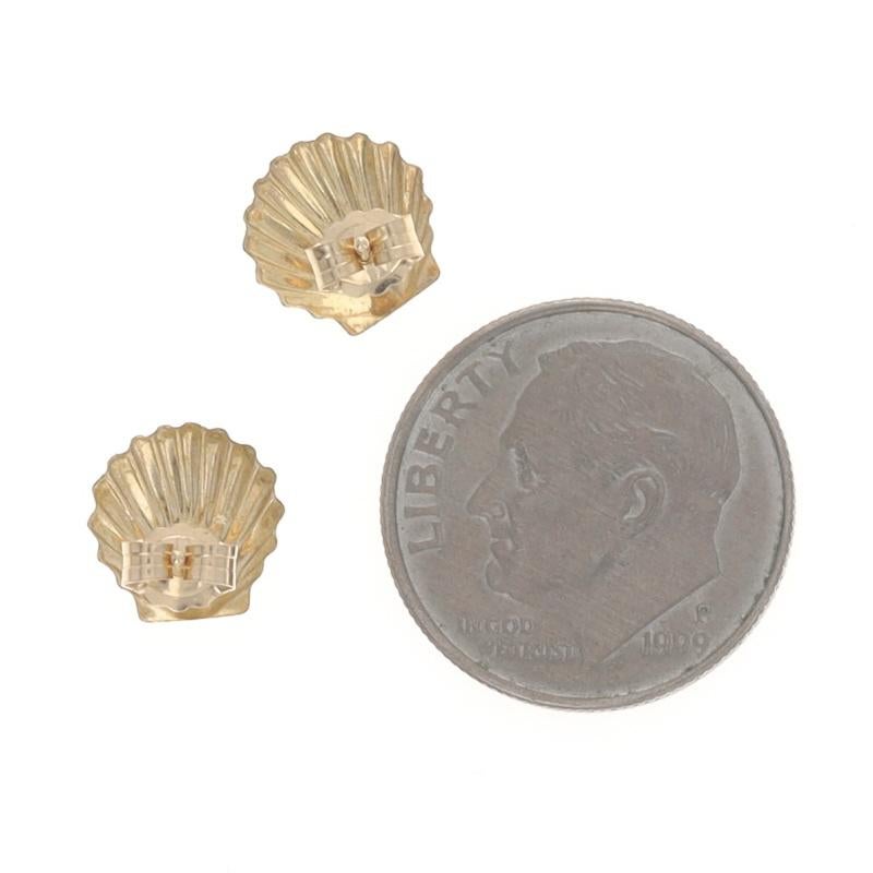 Boucles d'oreilles coquillages en or jaune 14k plage océan percé Pour femmes en vente