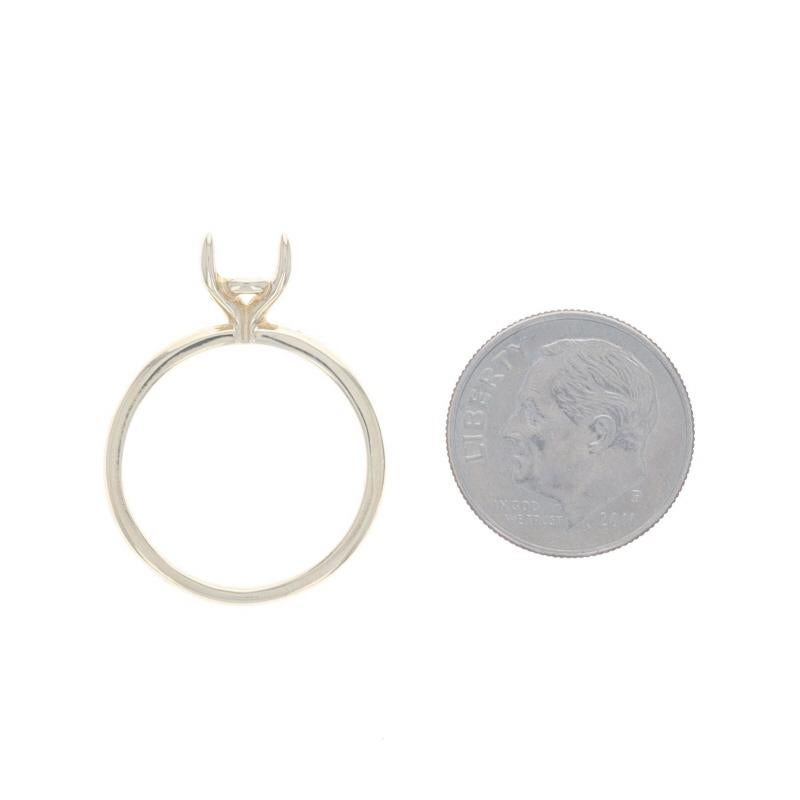Yellow Gold Semi-Mount Engagement Ring - 14k for ~7.4mm Round Solitaire For Sale 2
