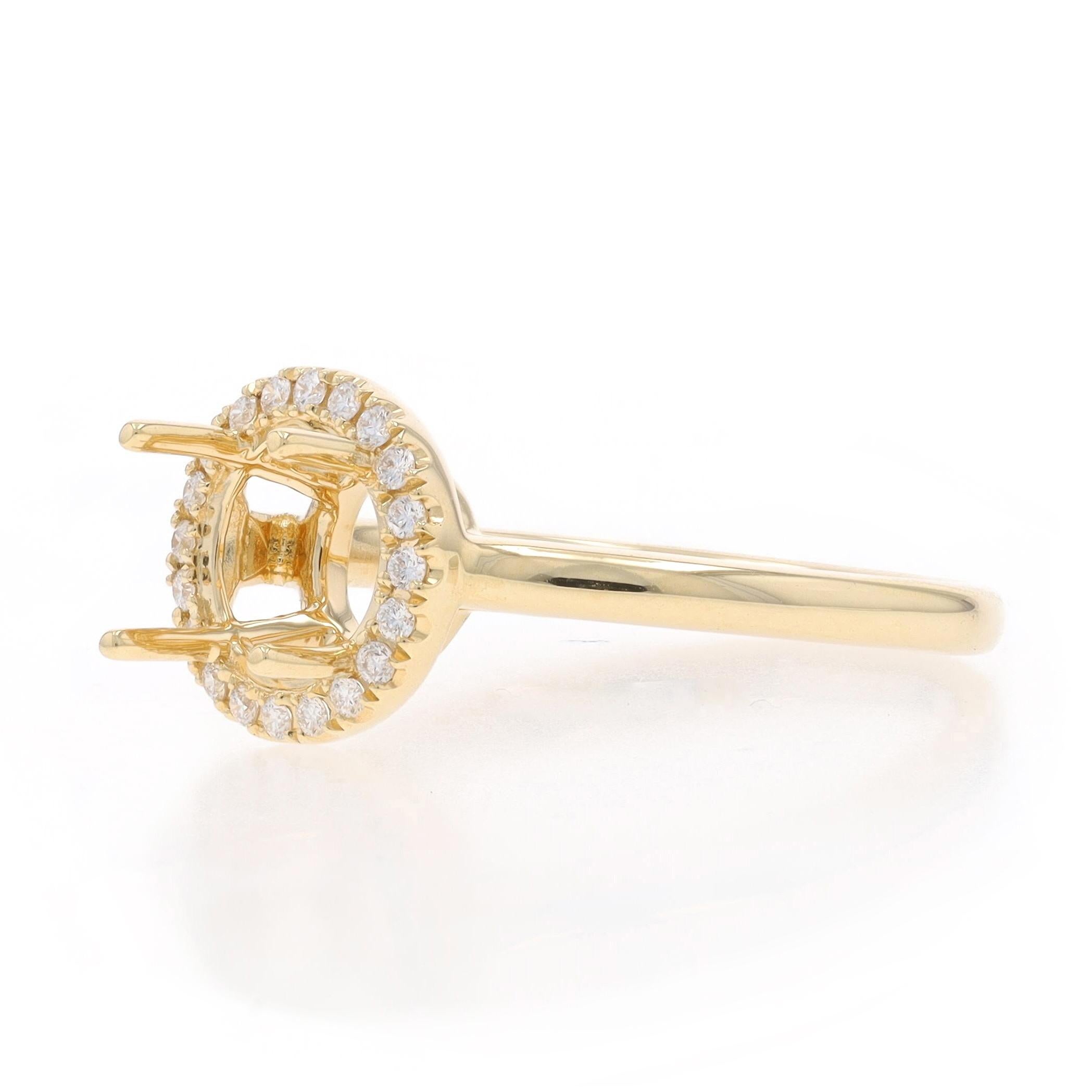 Bague Halo en Or Jaune Semi-Mount - 14k Diamants .12ctw Engagement Ctr fits ~7mm Neuf - En vente à Greensboro, NC