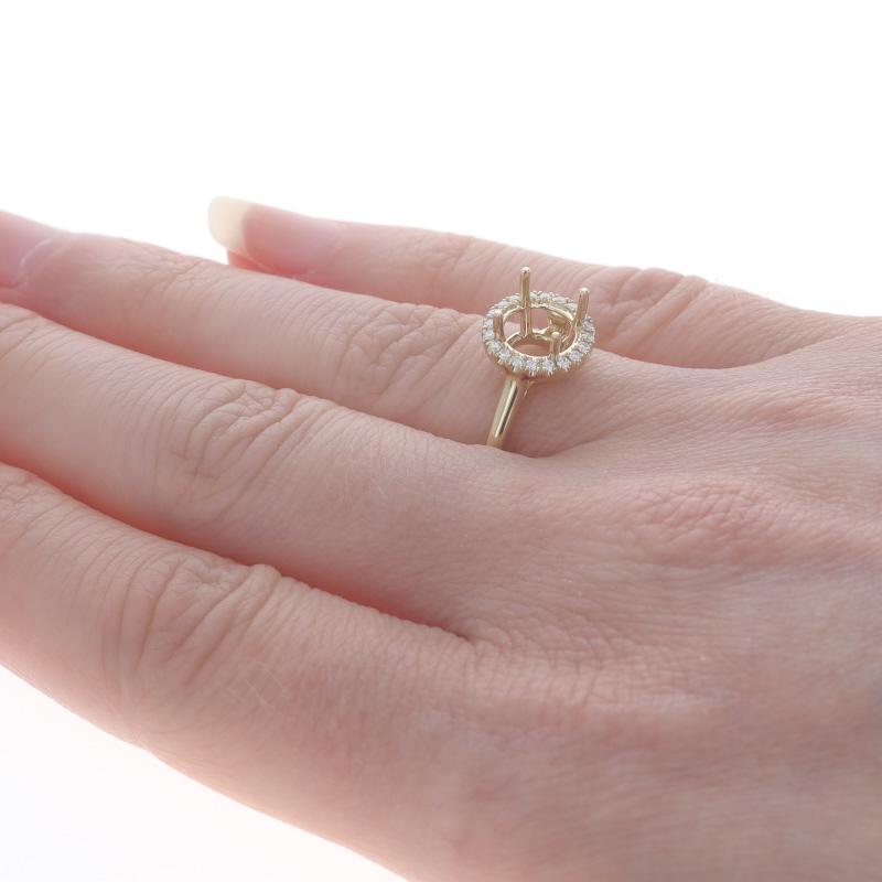 Bague Halo en Or Jaune Semi-Mount - 14k Diamants .12ctw Engagement Ctr fits ~7mm Pour femmes en vente
