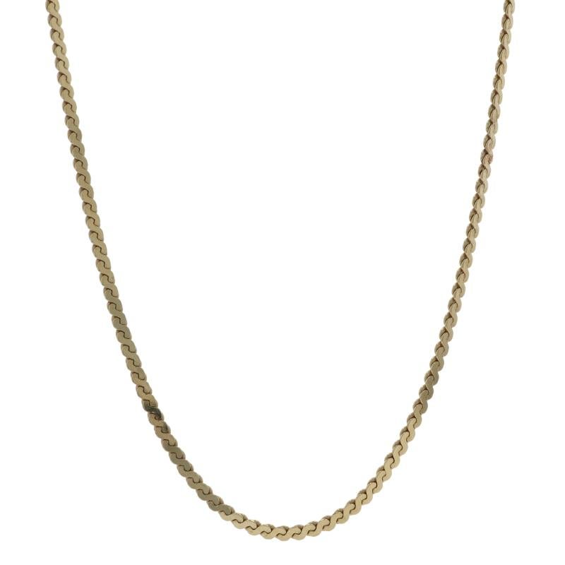 Contenuto del metallo: Oro giallo 14k

Stile della catena: Serpentina
Stile della collana: Catena
Tipo di chiusura: Chiusura con anello a molla

Misure

Lunghezza: 20