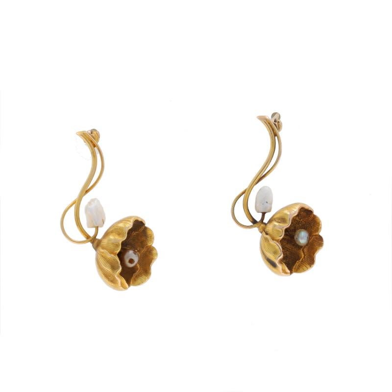 Perlina Set di due spille floreali in oro giallo Art Nouveau con perle - spille a fiore 10k in vendita