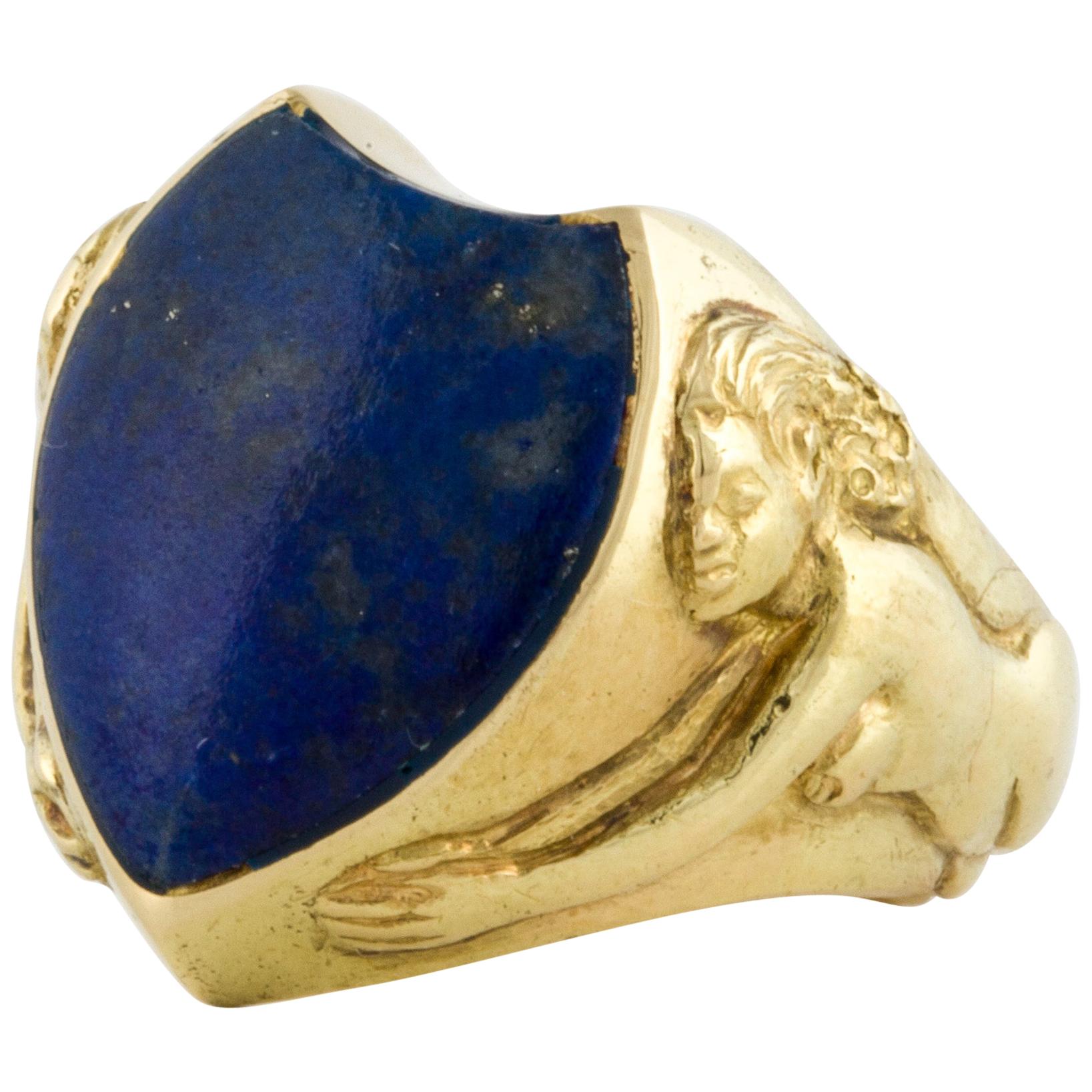 18K Gold Shield Shaped Lapis Ring For Sale