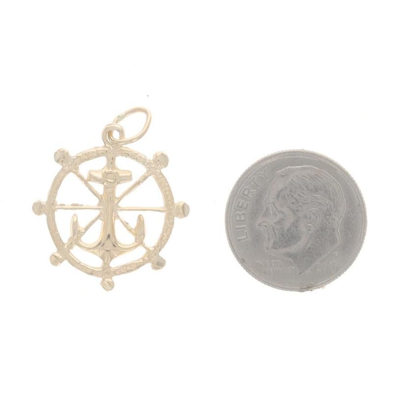 Pendentif d'ancre et de casque de bateau en or jaune 14 carats Unisexe en vente