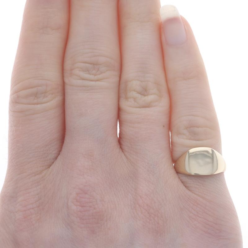 Yellow Gold Signet Ring - 10k Engraveable Square In Excellent Condition In Greensboro, NC