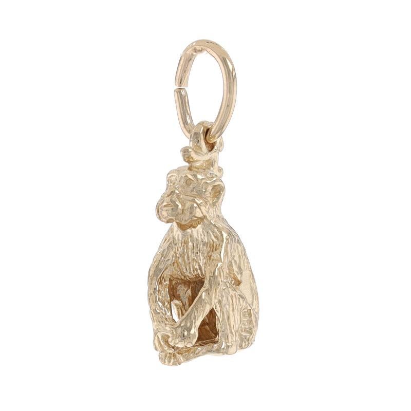 Metal Content: 14k Yellow Gold

Theme: Sitting Monkey, Primate
Features: Textured Detailing

Measurements

Tall (from stationary bail): 5/8