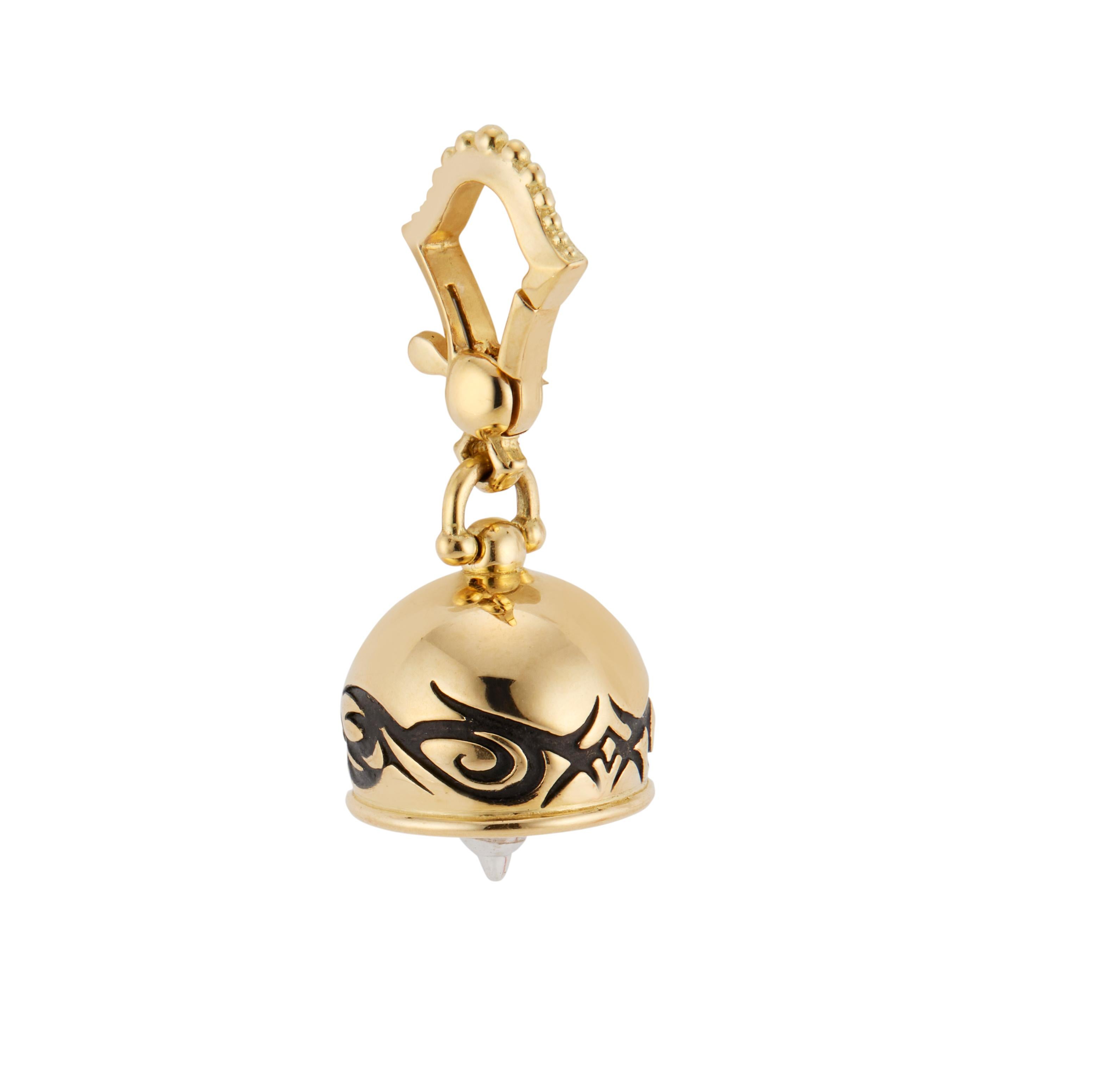 Gelbgold Tribal Meditationsglocke von Paul Morelli mit Anhänger im Zustand „Hervorragend“ in Stamford, CT