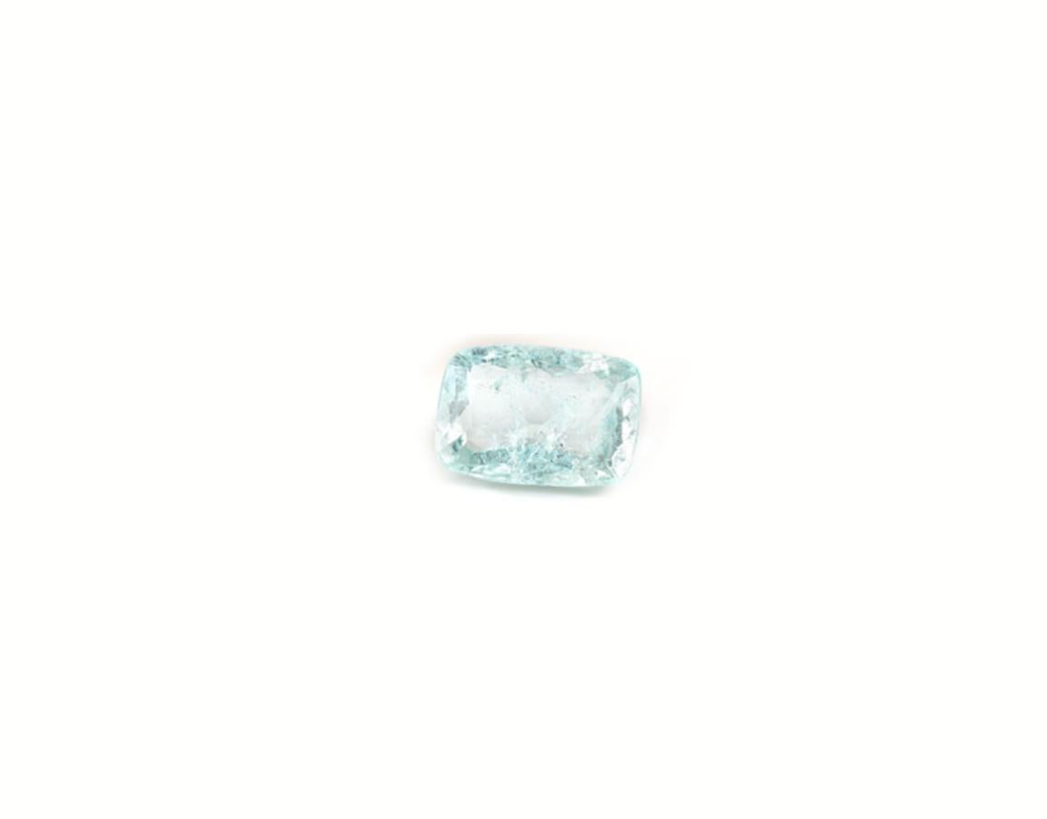 Questa spilla a serpente contemporanea è in oro giallo 18 carati con tormalina paraiba blu cielo naturale non trattata, 5,16 carati, 13x9 mm, taglio a cuscino. Appartiene alla collezione mesopotamica. Questo pezzo sarà realizzato su misura e potrà