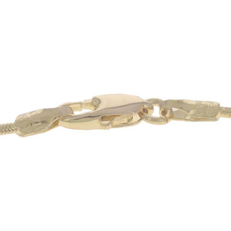 Metal Content: 14k Yellow Gold

Chain Style: Snake
Necklace Style: Chain
Fastening Type: Lobster Claw Clasp

Measurements

Length: 17 3/4