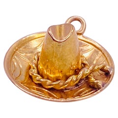 Vintage Yellow Gold Sombrero Charm