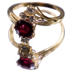 Yellow Gold Spinel Ribbed Diamond Ring