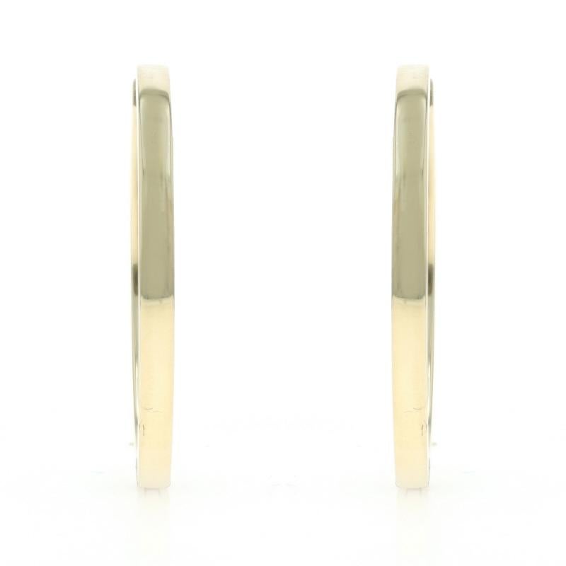 Boucles d'oreilles en or jaune 14k Minimalist Pierced Excellent état - En vente à Greensboro, NC