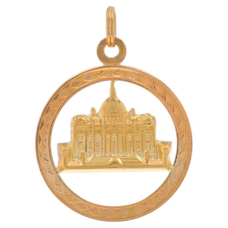 Amuleto de oro amarillo Basílica de San Pedro - 18k Roma, Italia Souvenir