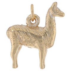 Standanhänger aus Gelbgold mit Llama-Charm - 14k Kuppel-Baumwoll