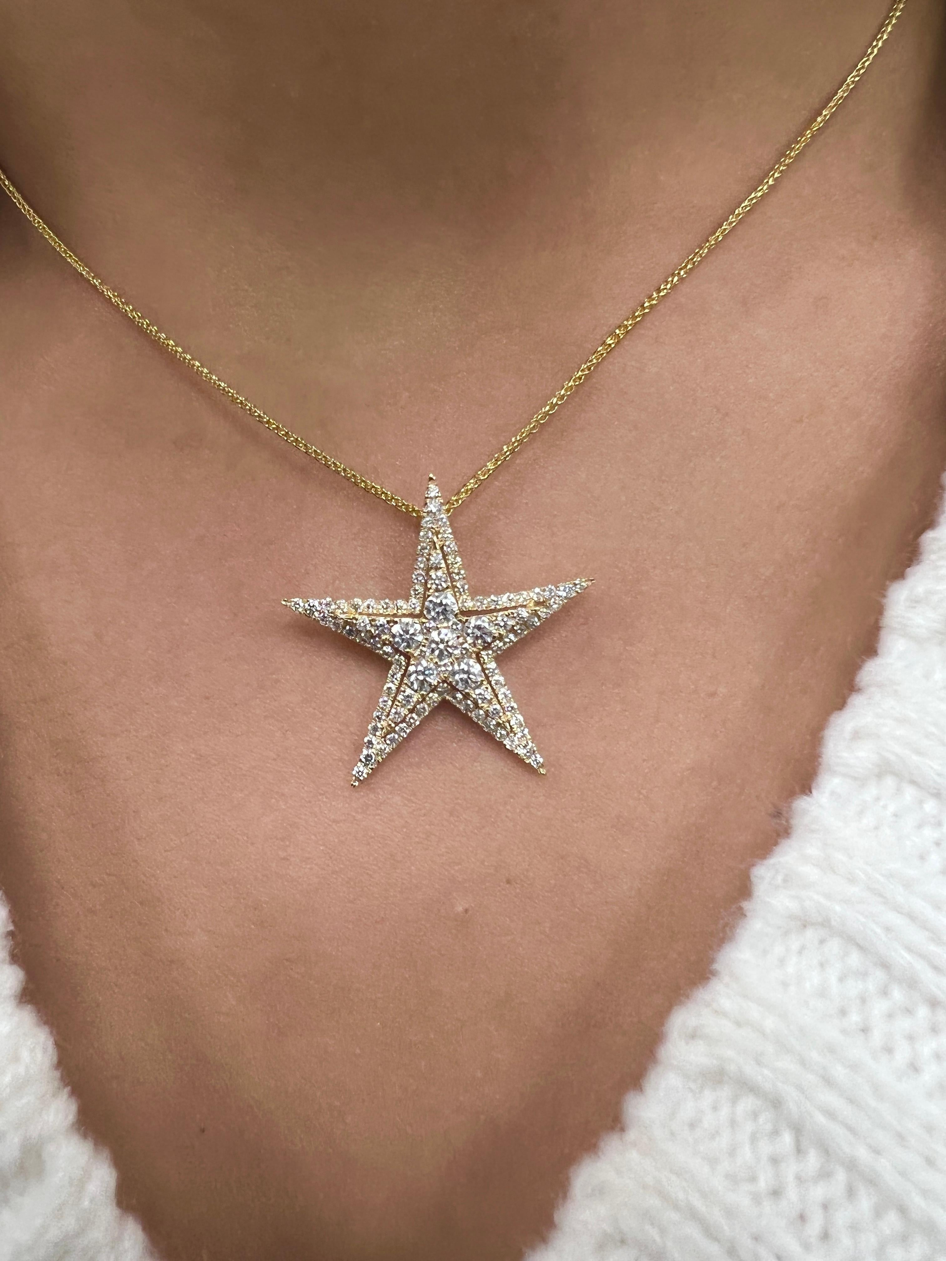 Modern Yellow Gold Star Pendant For Sale