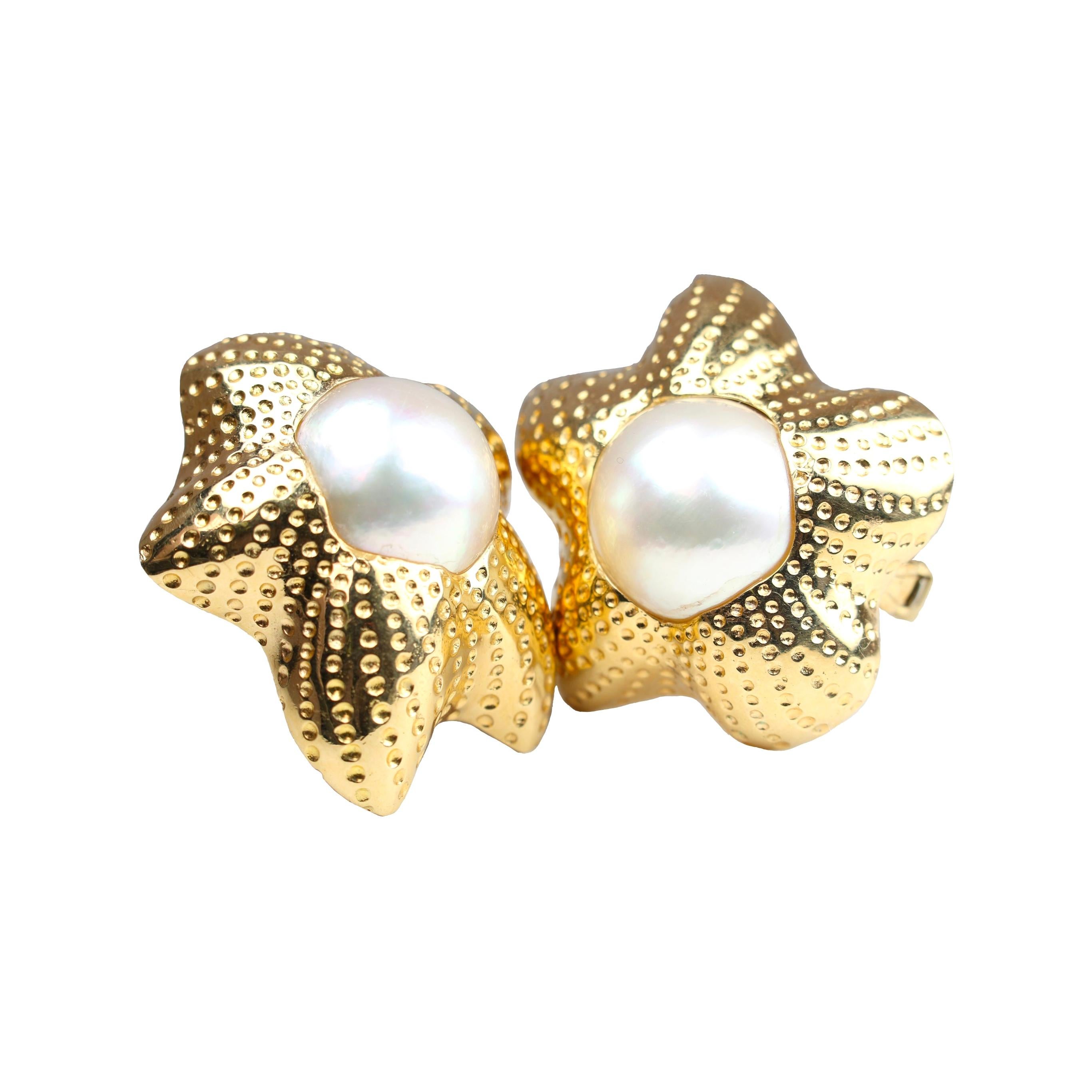 Yellow Gold Star Shaped Mabe Pearl Clip on Earrings For Sale