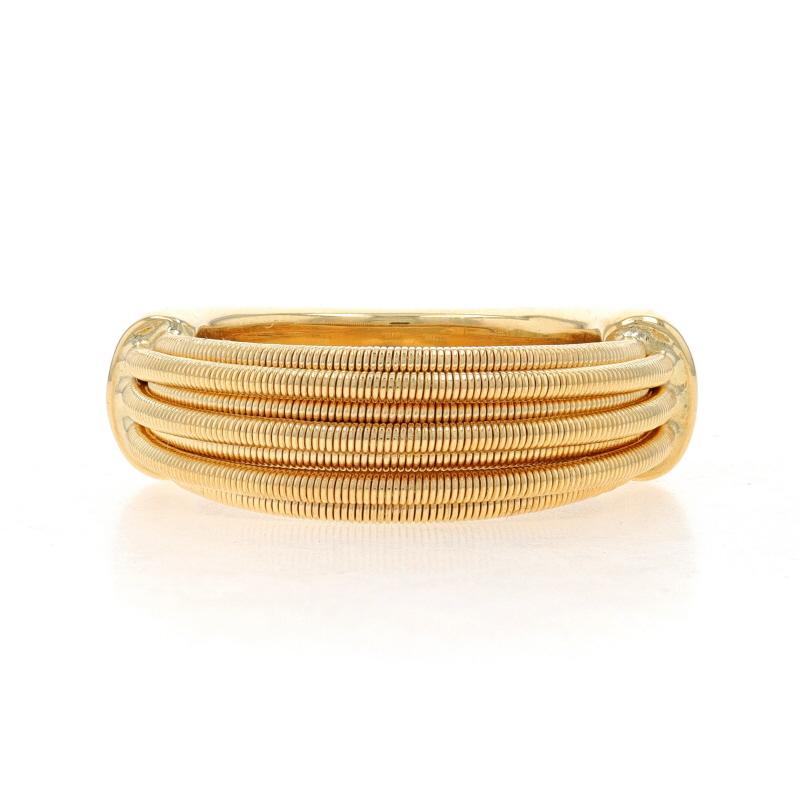 Size: 7

Metal Content: 18k Yellow Gold

Style: Statement Band
Features: Wire Detailing

Measurements
Face Height (north to south): 5/16