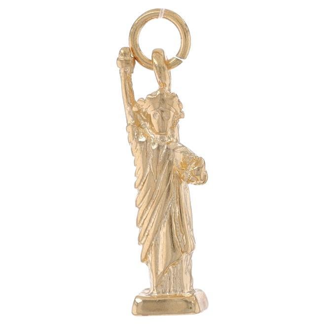 Yellow Gold Statue of Liberty Charm - 14k Lady Liberty NYC Souvenir New York For Sale