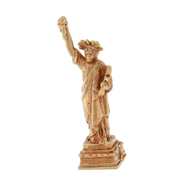 Metal Content: 14k Yellow Gold

Style: Stanhope Charm
Theme: Statue of Liberty, New York

Measurements
Tall: 1 9/32