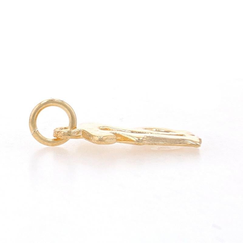 Yellow Gold Sweet Sixteen Charm - 14k 16th Birthday Girl's Keepsake In Good Condition For Sale In Greensboro, NC