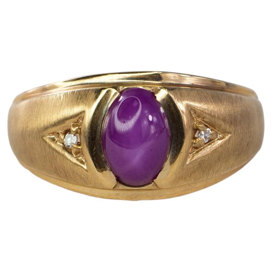 Anillo de hombre de oro amarillo con rubí estrella sintético y diamantes en venta