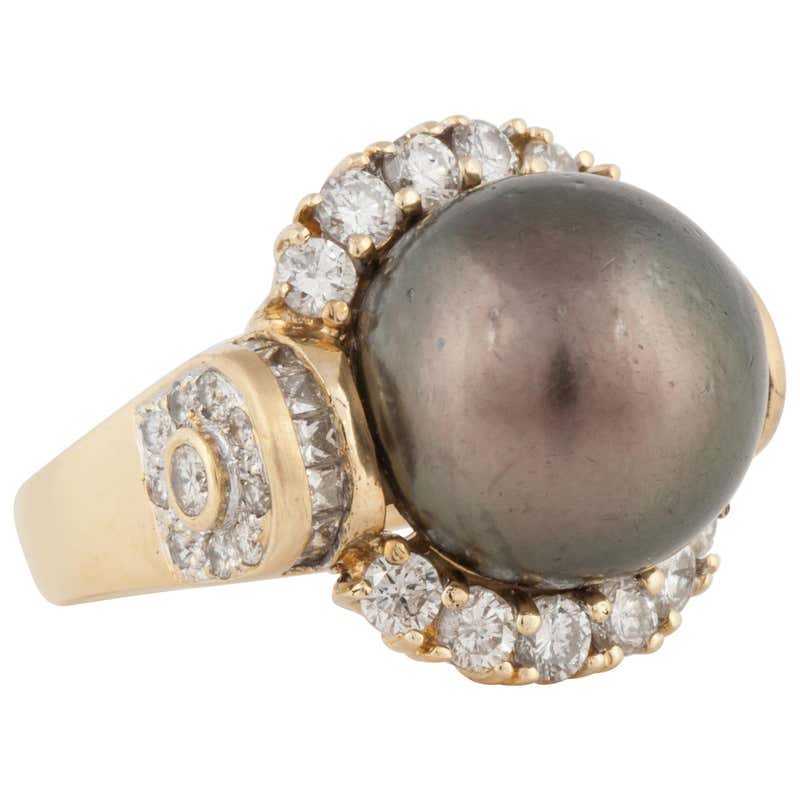 18 Karat White Gold Carved Abalone Shell Ring with Tahitian Pearl and ...
