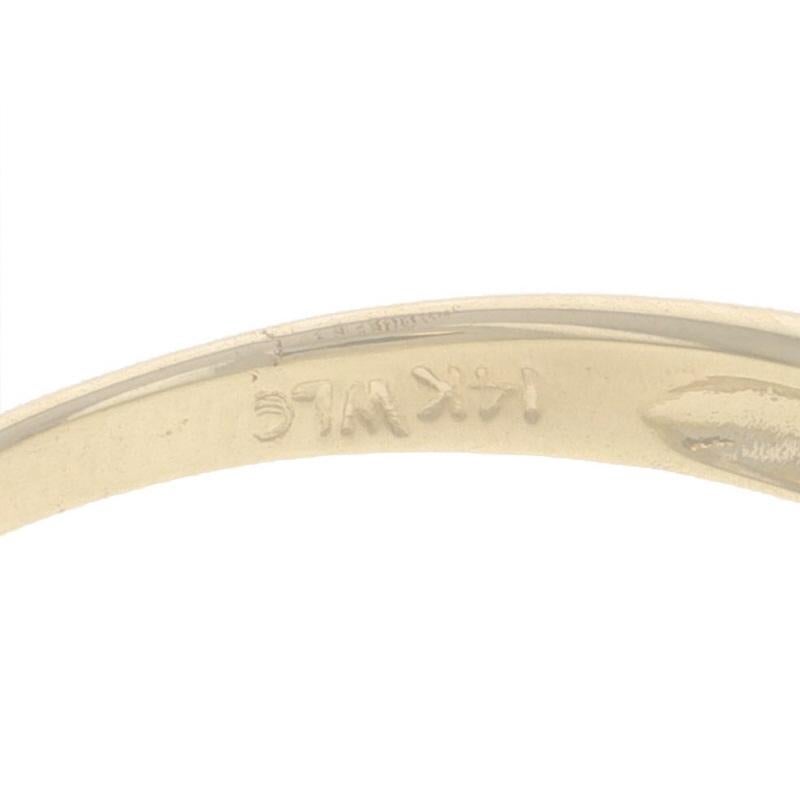 Anello con diamante e perla di Tahiti in oro giallo - 14k in vendita 2