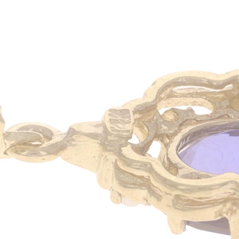 Orecchini pendenti di perle coltivate in oro giallo con tanzanite - 14k Oval 4.16ctw Pierced In condizioni ottime in vendita a Greensboro, NC