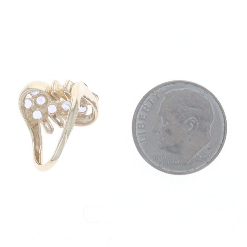 Anello bypass con cluster di diamanti tanzaniti in oro giallo - 14k Round .88ctw in vendita 1