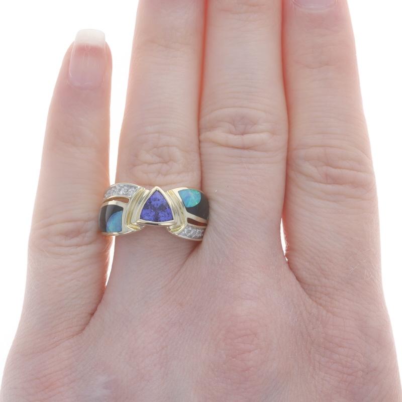 Trillion Cut Yellow Gold Tanzanite, Opal, & Onyx Ring - 14k Trillion 1.24ctw For Sale