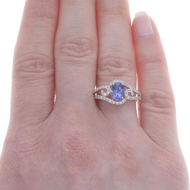 Taille ovale Bague en or jaune Tanzanite Saphir - 14k Oval 2.19ctw Swirl en vente