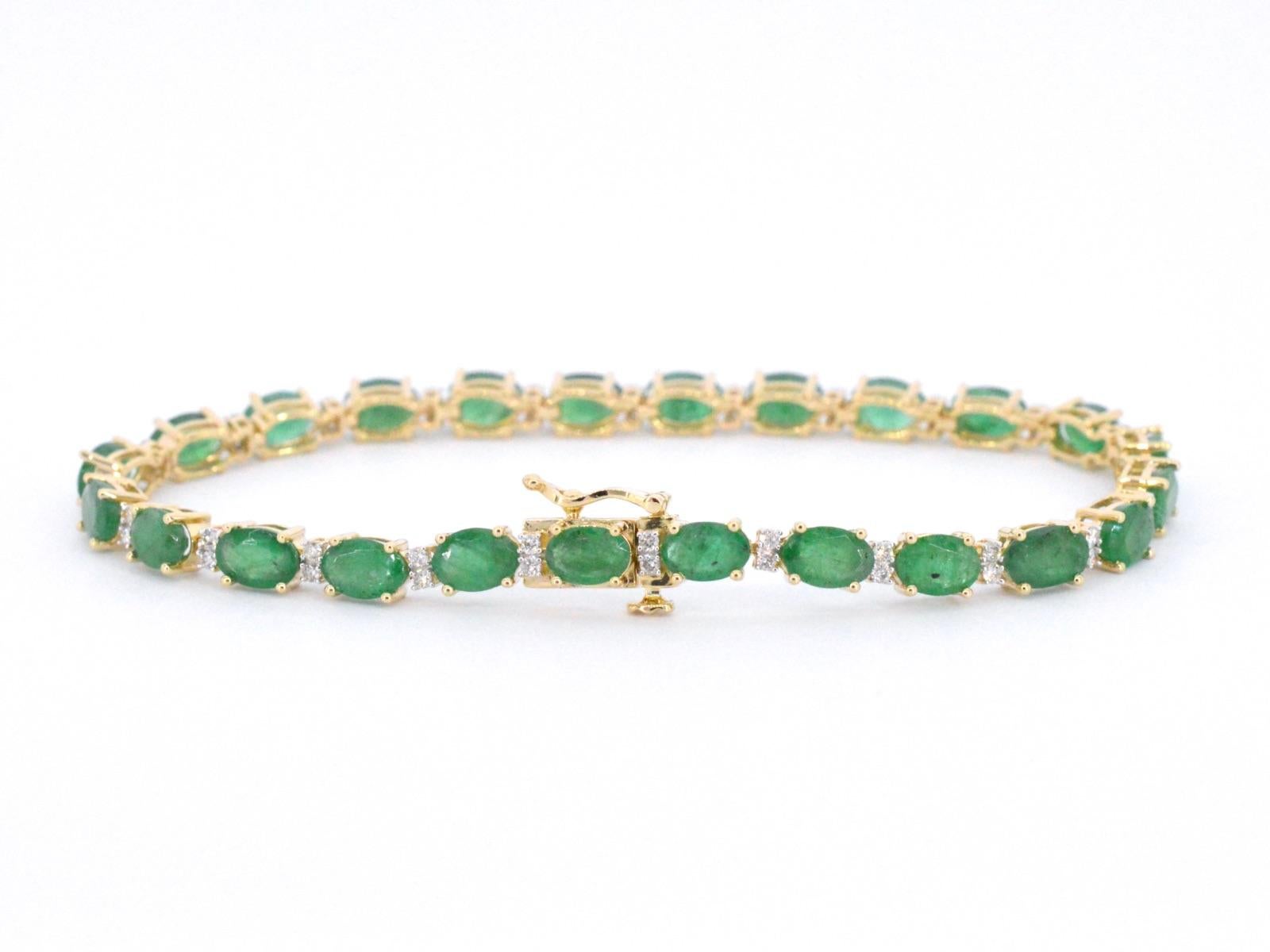 Adorn your wrist with the enchanting yellow gold tennis bracelet featuring diamonds and emerald. Crafted in lustrous yellow gold, this bracelet showcases a captivating design adorned with diamonds and a vibrant emerald gemstone. The diamonds add a