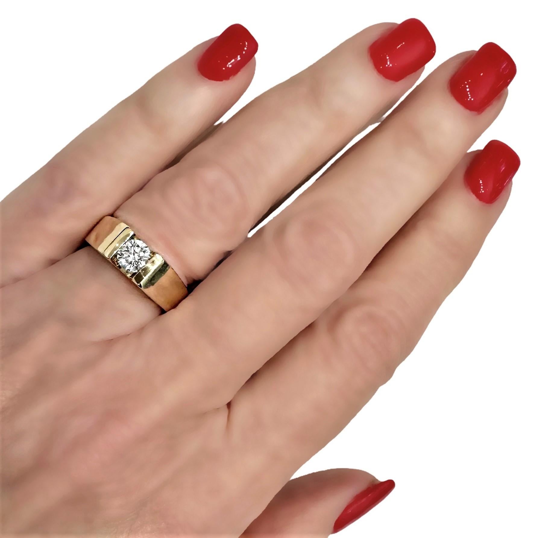 Yellow Gold Tension Set Diamond Ring In Good Condition For Sale In Palm Beach, FL