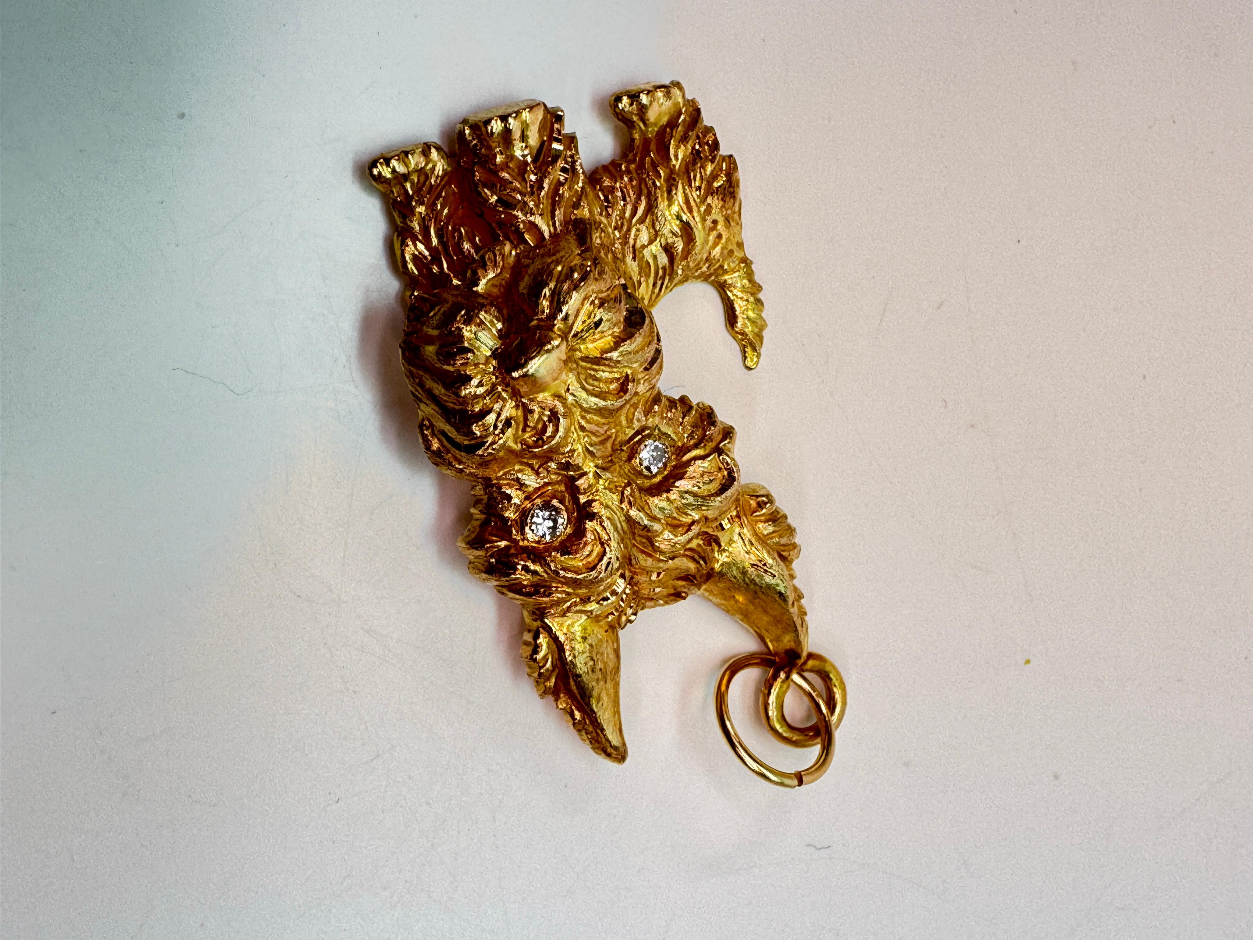 Pendentif à charnière Terrier en or jaune en vente 3