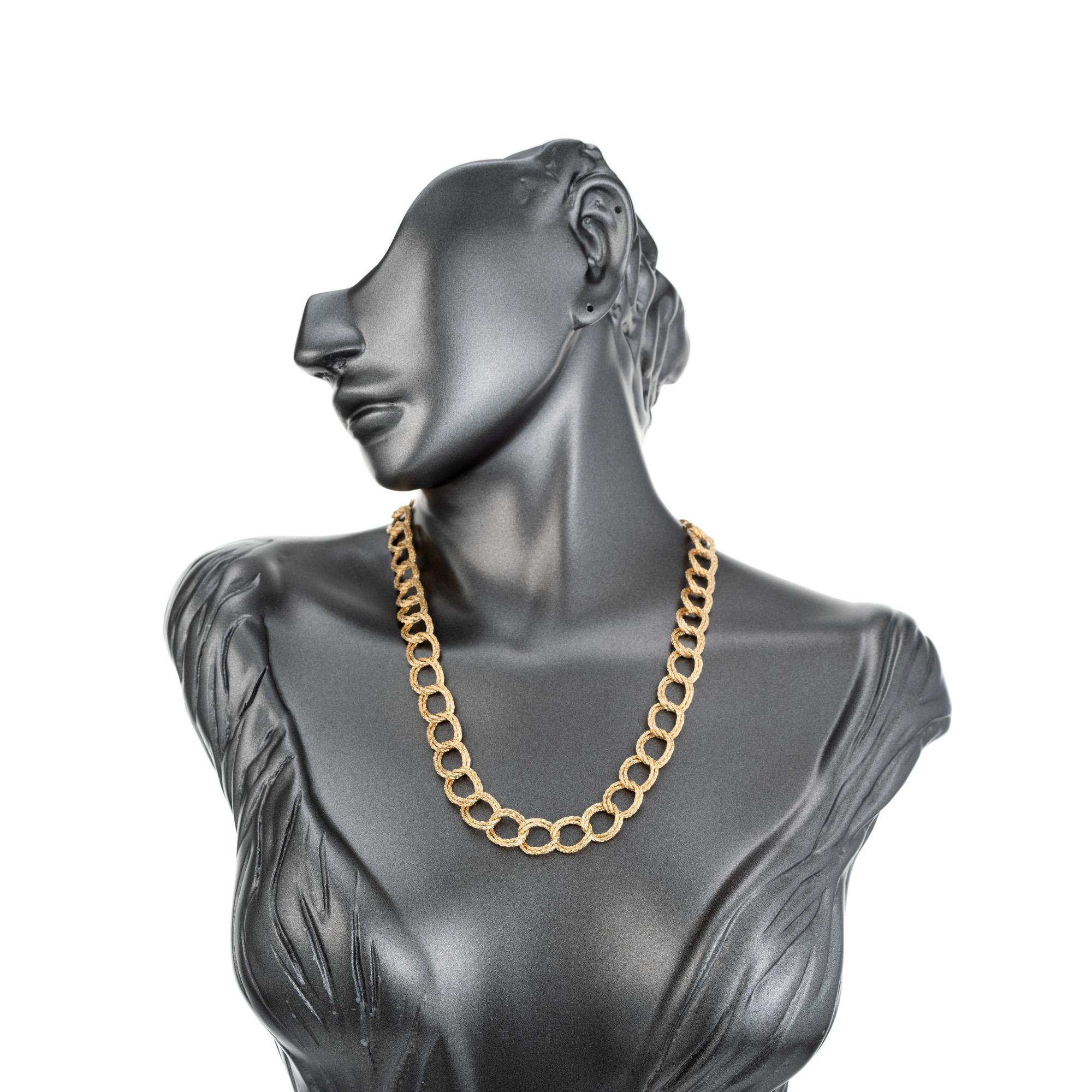 Yellow Gold Textured Double Link Mid Century Necklace  For Sale 3