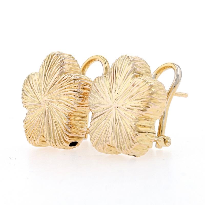 Metal Content: 14k Yellow Gold

Style: Large Stud
Fastening Type: Omega Closures
Theme: Botanical, Flowers
Features: Hollow construction for comfortable, all-day wear & a textured finish

Measurements

Tall: 11/16
