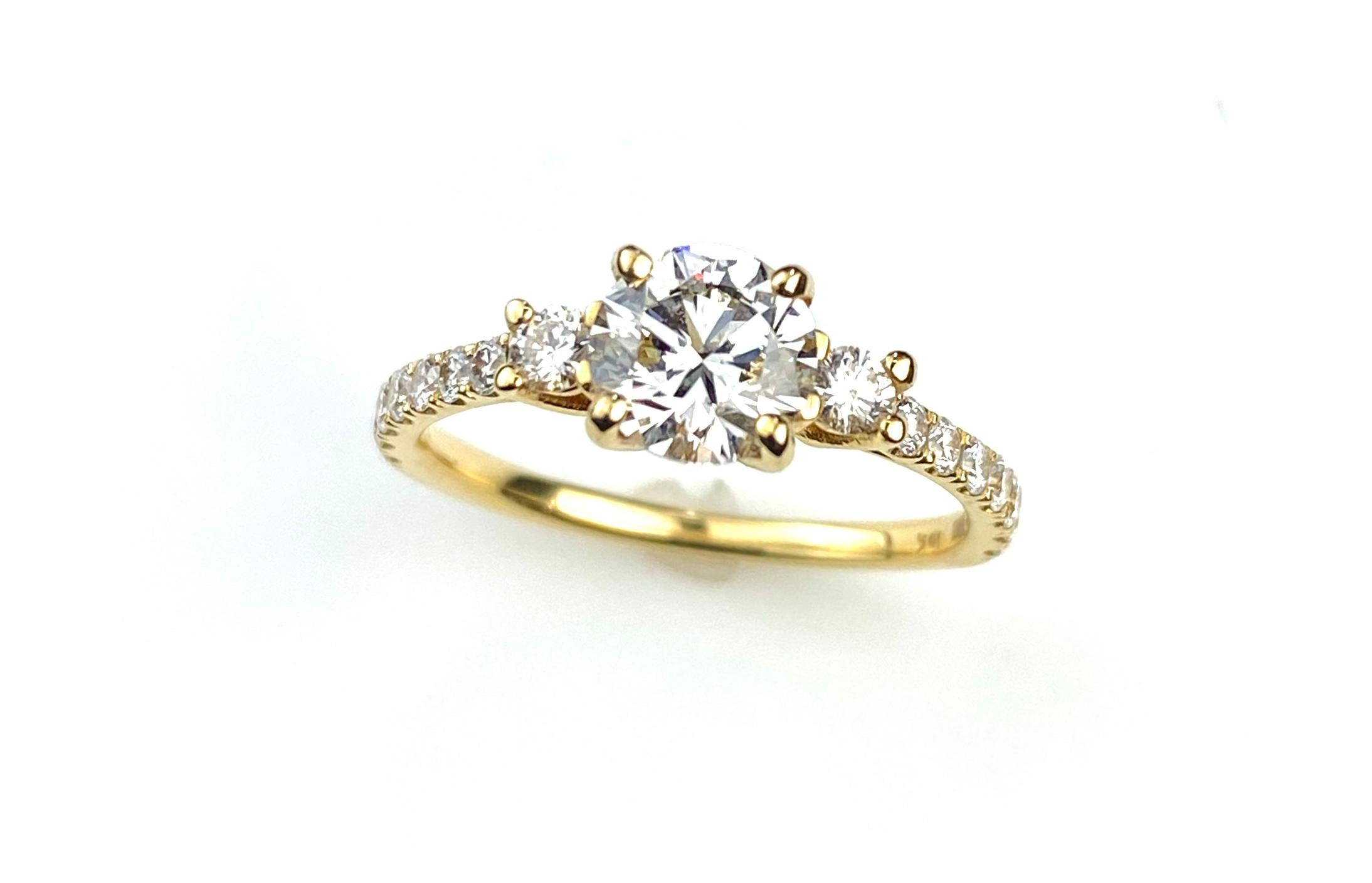 Round Cut Yellow Gold Three-Diamond Engagement Ring For Sale