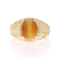 Yellow Gold Tiger's Eye Men's Ring - 10k Oval Cabochon Solitaire